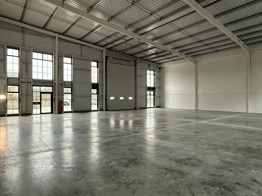 Unit 7b, Eclipse Park, Sittingbourne Road, Maidstone, Kent, ME14 3EN