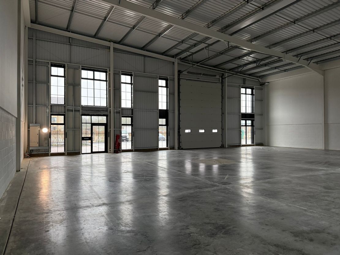 Unit 7b, Eclipse Park, Sittingbourne Road, Maidstone, Kent, ME14 3EN
