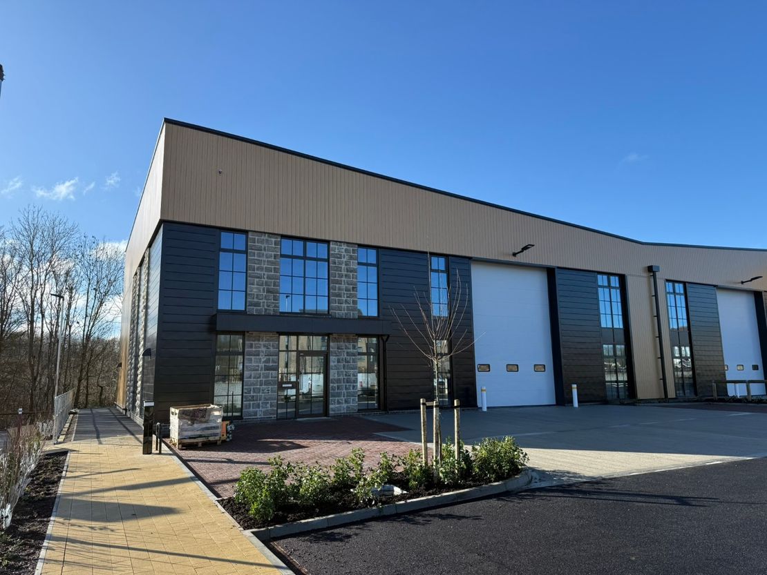 Unit 7a, Eclipse Park, Sittingbourne Road, Maidstone, Kent, ME14 3EN