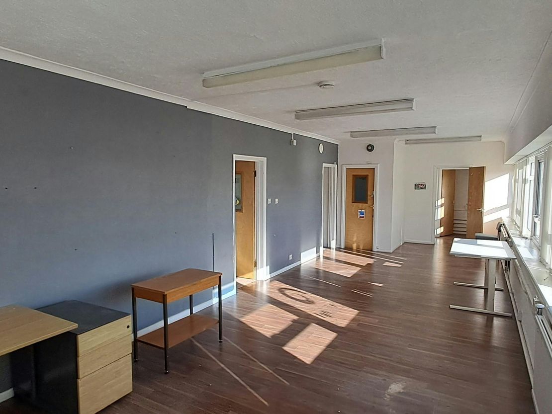 Offices, Trafalgar House, Quarry Road Industrial Estate, Newhaven, BN9 9DD