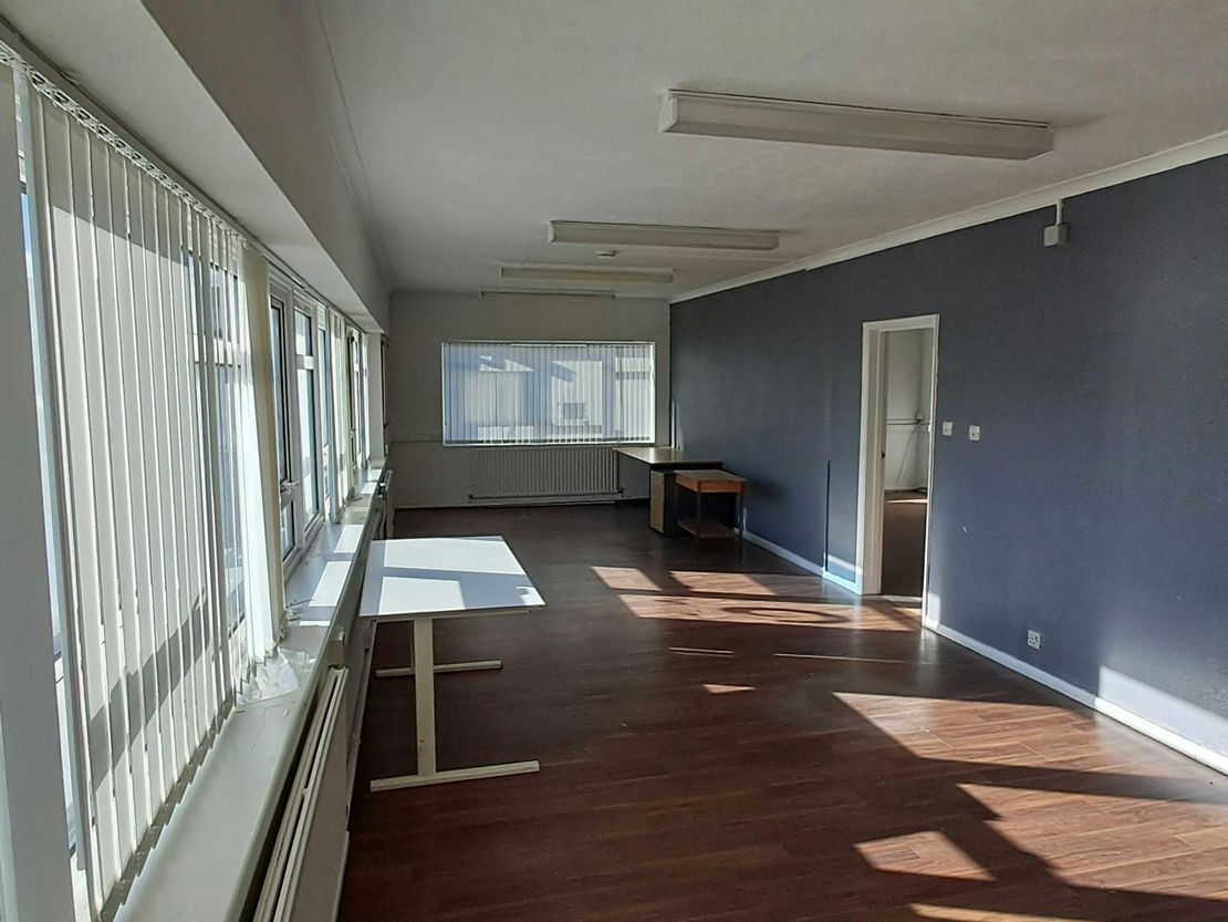 Offices, Trafalgar House, Quarry Road Industrial Estate, Newhaven, BN9 9DD