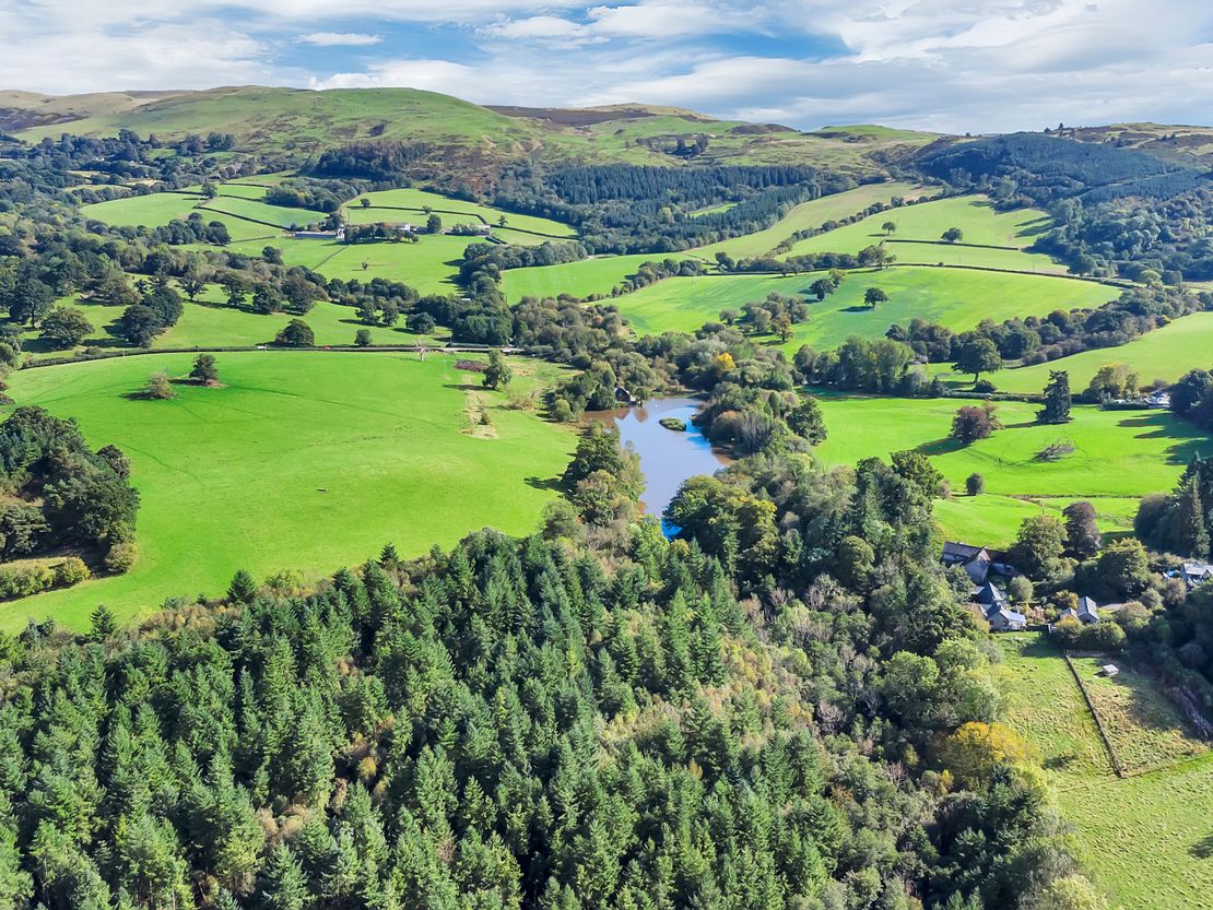Gold Y Gors & Pencerrig Lake, Builth Wells, Powys, LD2 3TF
