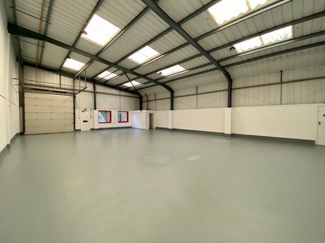 Unit 12, Riverpark Industrial Estate, Ampere Road, Newbury, Berkshire, RG14 2DQ