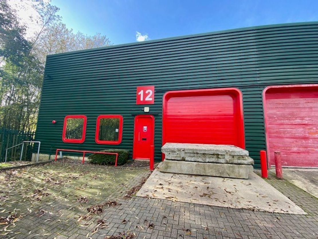 Unit 12, Riverpark Industrial Estate, Ampere Road, Newbury, Berkshire, RG14 2DQ