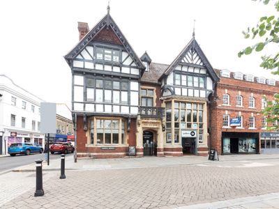 Property Image for Regus 3rd Floor, Cross Keys House, 22 Queen Street, Salisbury, Wiltshire, SP1 1EY