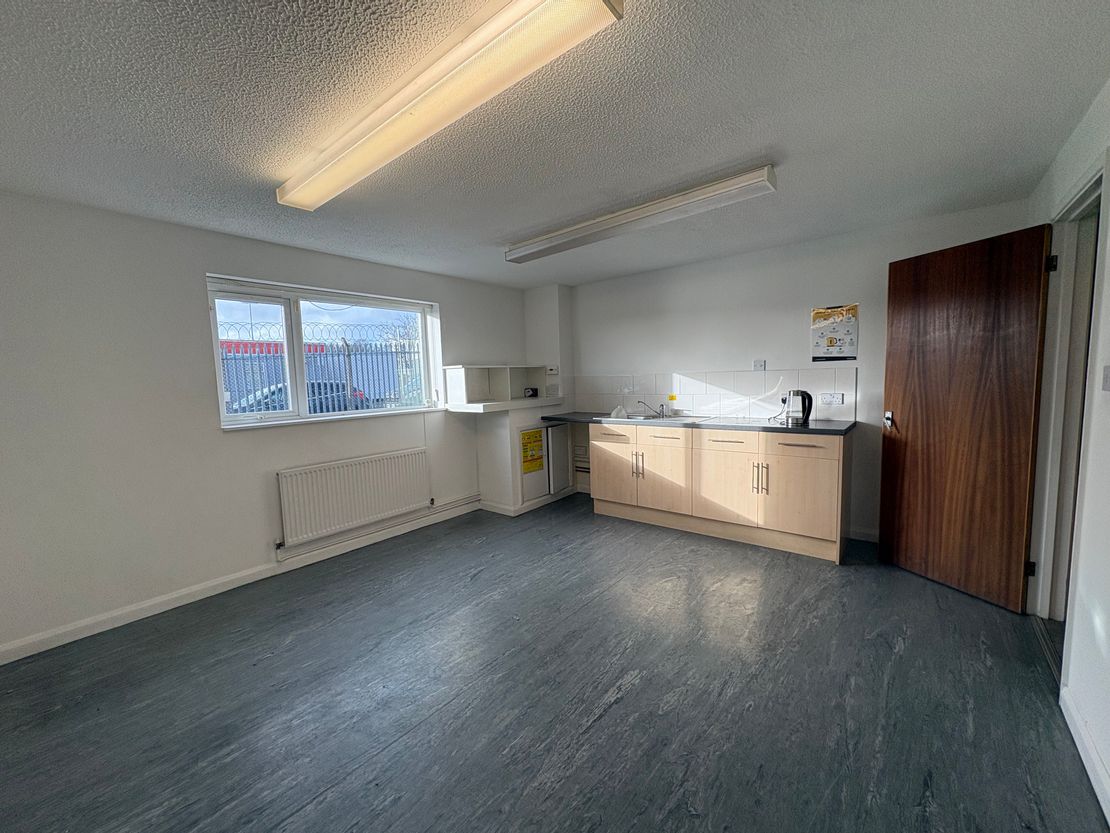 16 Burrell Way Trade Park, Thetford, Norfolk, IP24 3QS