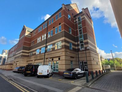 Property Image for Ground Floor Office, 61 Dock Street, Queens Gardens, Hull, HU1 3DZ