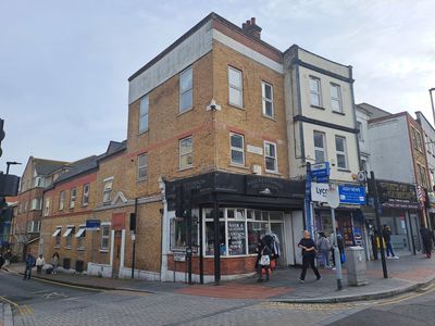 Property Image for 59 Woolwich New Road, London, Greater London, SE18 6ED