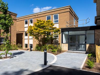 Property Image for Norton House, Whittington Hall, Whittington, Worcester, Worcestershire, WR5 2RA