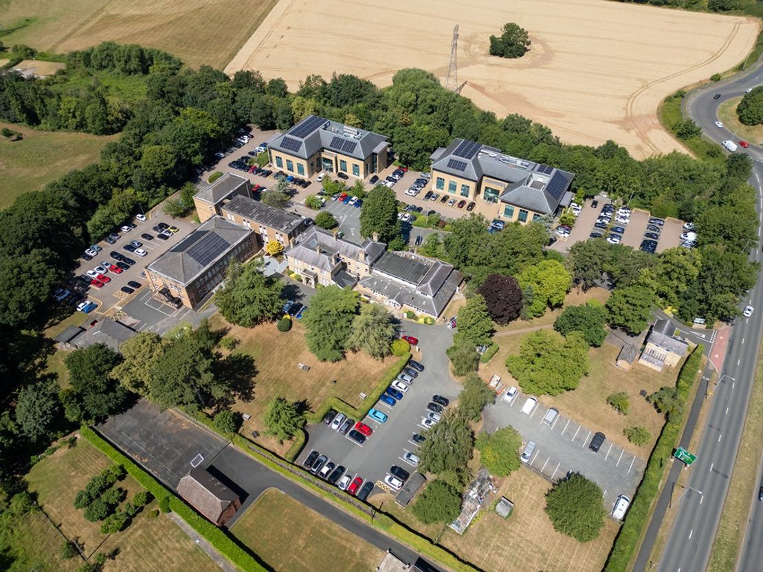 Norton House, Whittington Hall, Whittington, Worcester, Worcestershire, WR5 2RA