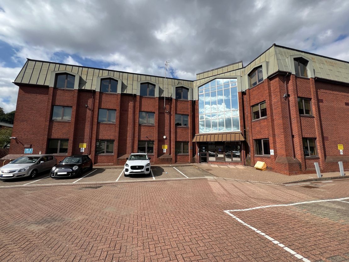 Fileturn House, Brighton Road, Redhill, Surrey, RH1 6QZ