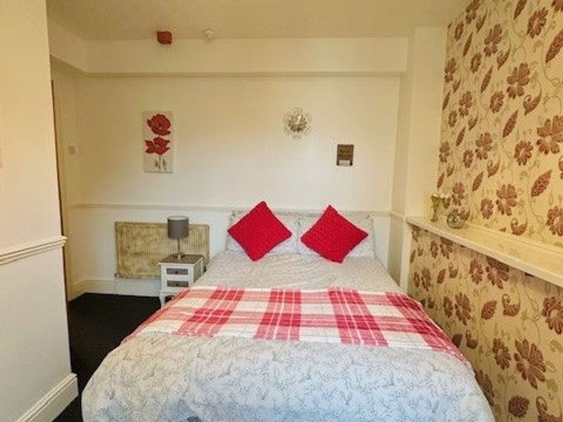 The Golden Sands Hotel, St. Chads Road, Blackpool, FY1