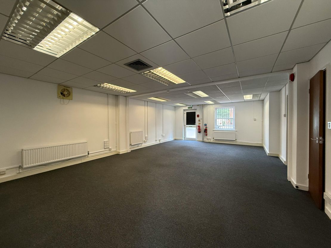 Unit 4 St. Georges Business Centre, St. Georges Square, Portsmouth, PO1 3EY