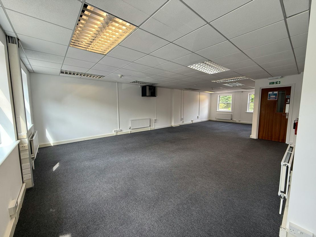Unit 4 St. Georges Business Centre, St. Georges Square, Portsmouth, PO1 3EY