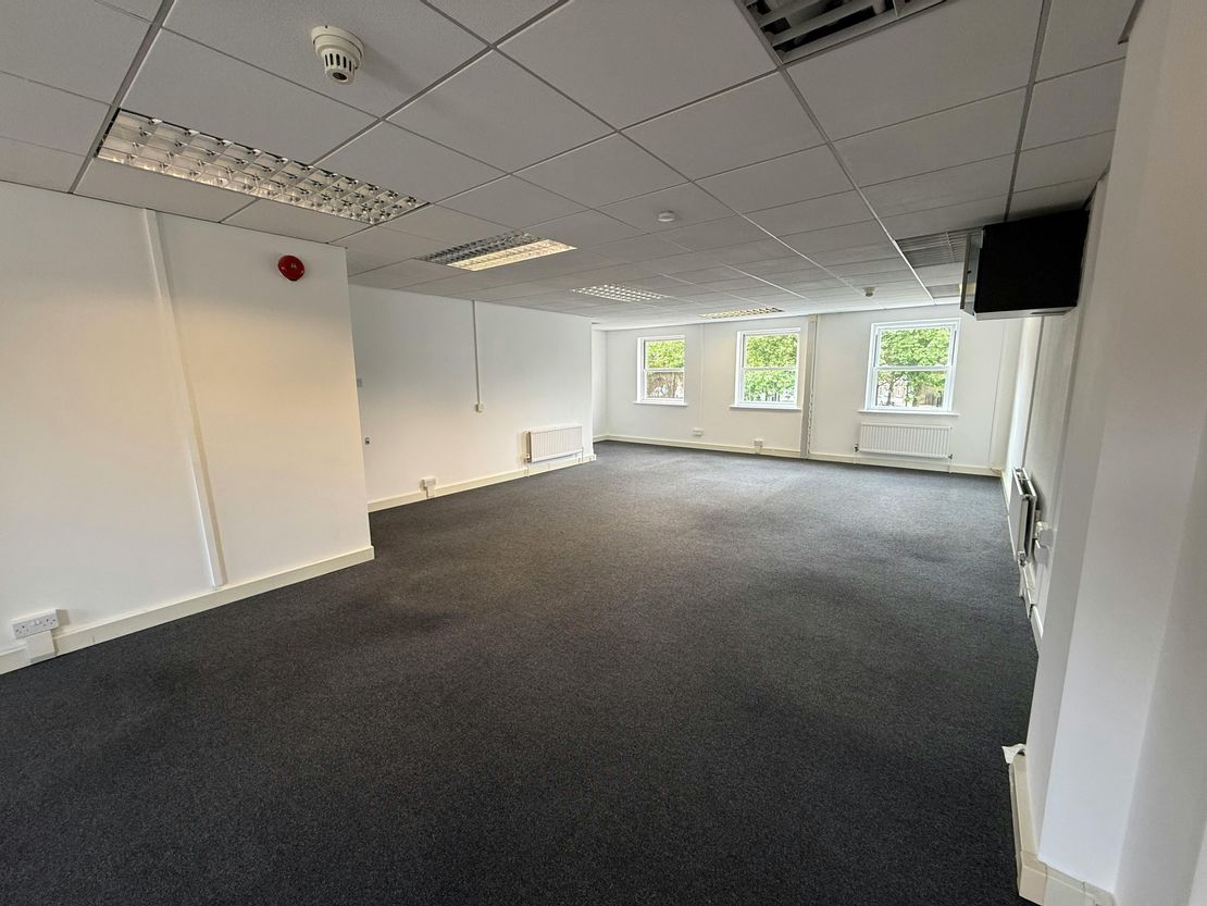 Unit 4 St. Georges Business Centre, St. Georges Square, Portsmouth, PO1 3EY