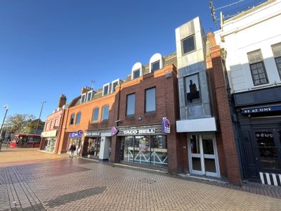 Property Image for 218a Moulsham Street, Chelmsford, Essex, CM2 0LR
