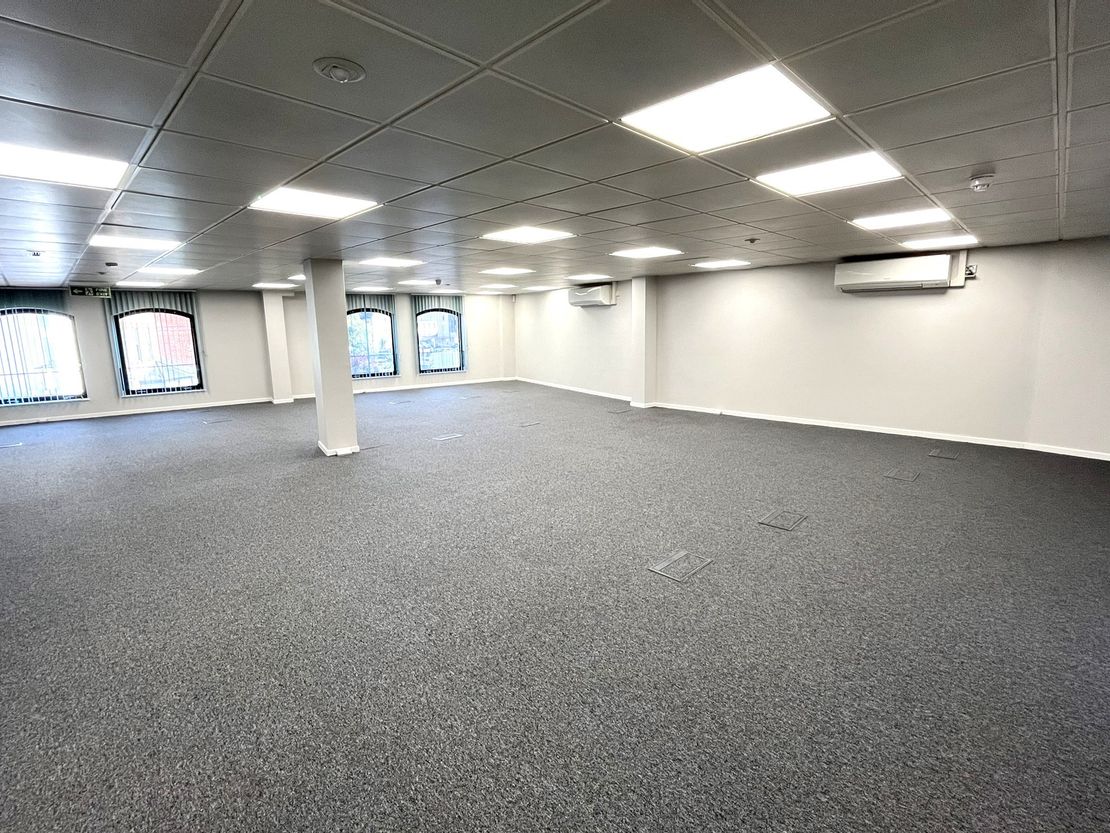 218a Moulsham Street, Chelmsford, Essex, CM2 0LR