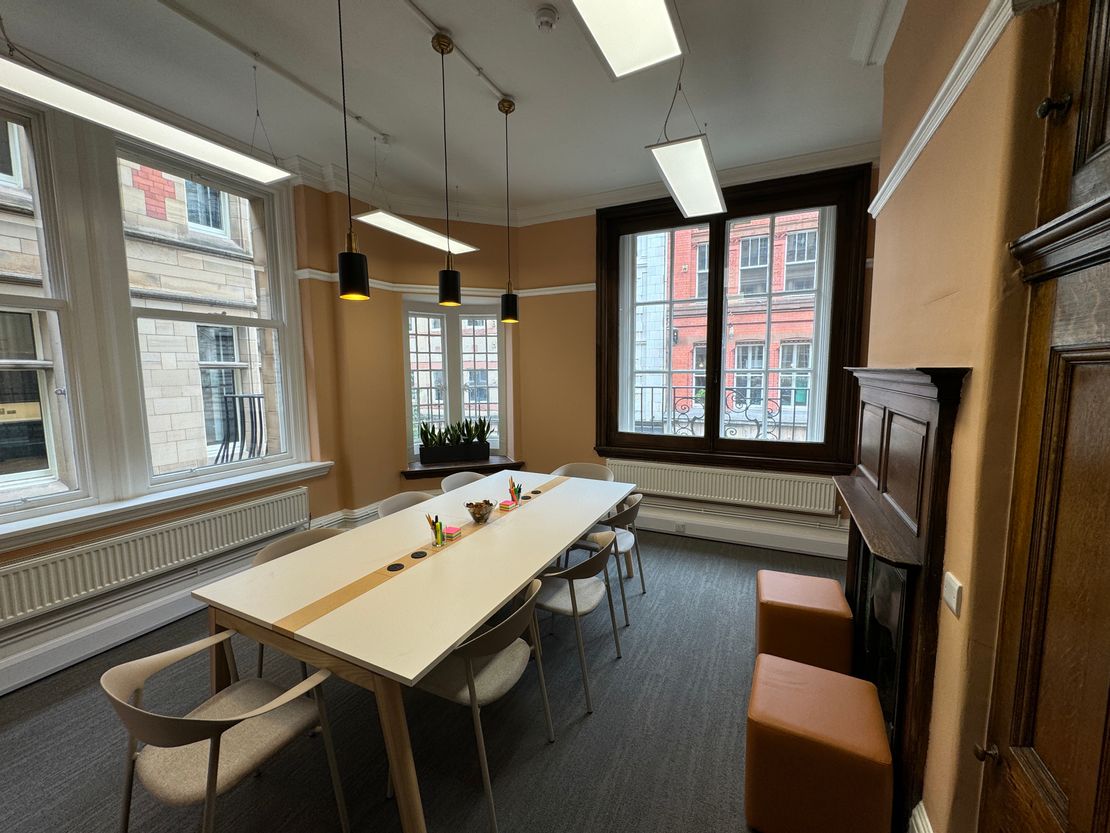 Eagle House, 62-68 Cross Street, Manchester, M2 4JQ