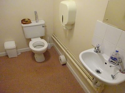 Property Image for 38-40 Low Moor Rd, Kirkby in Ashfield, Nottingham NG17 7BP