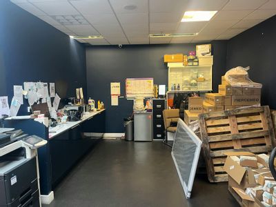 Property Image for 3 Knifesmithgate, Chesterfield, S40 1RF