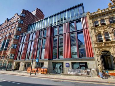 Property Image for 6 East Parade, Leeds, LS1 2AD
