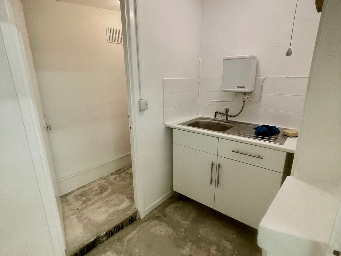 62 Osborne Road, Southsea, PO5 3LU