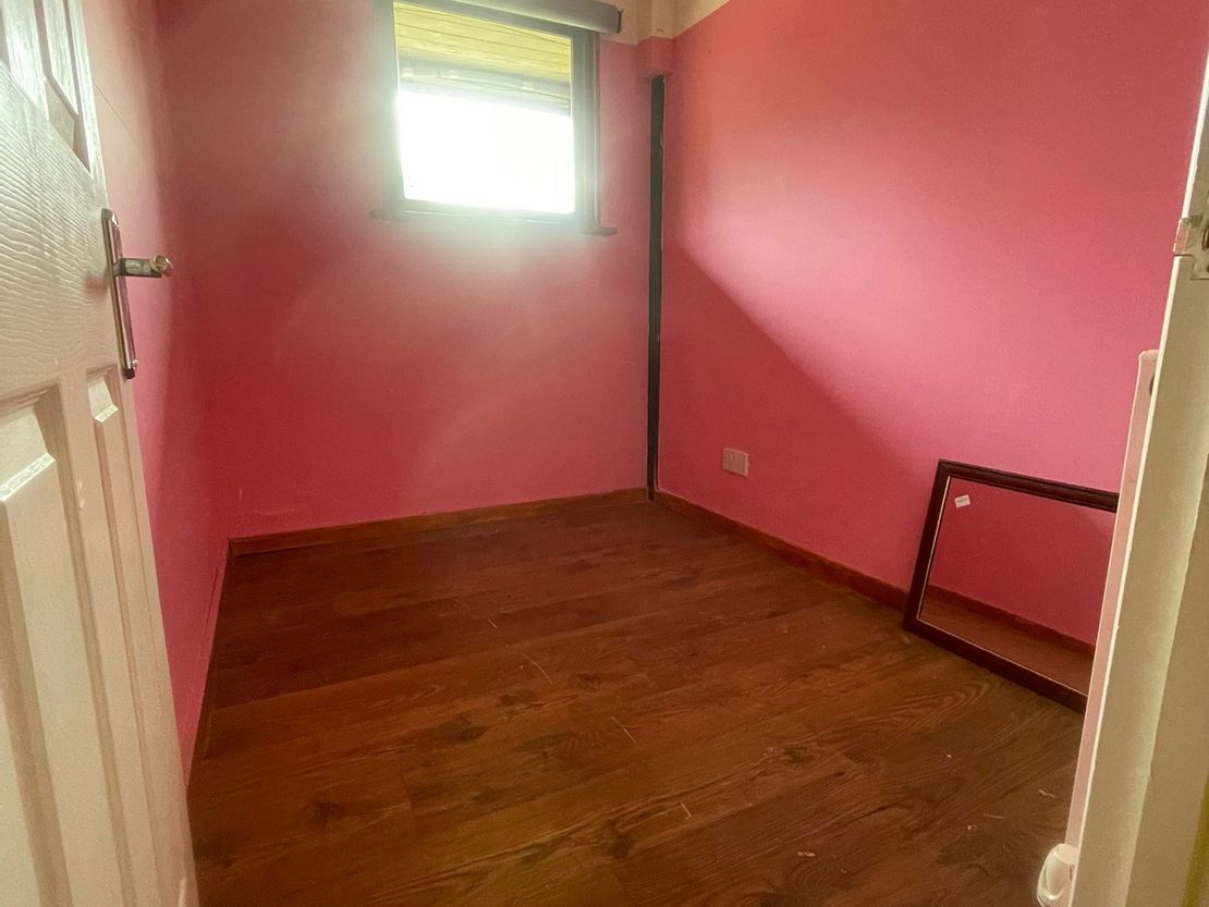 Stable Units Slades Farm, Thorncombe Street, Bramley, GU5 0LT
