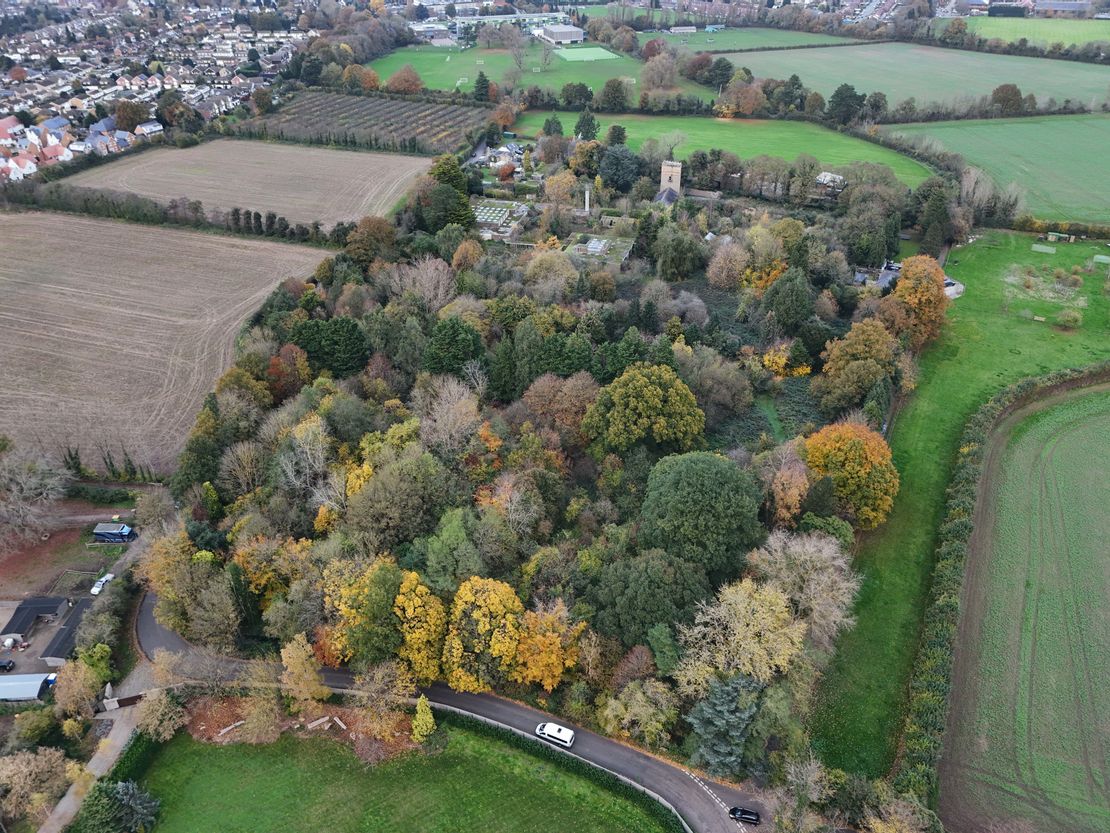 Boughton Mount, Boughton Lane, Boughton Monchelsea, Maidstone, Kent, ME17 4NA
