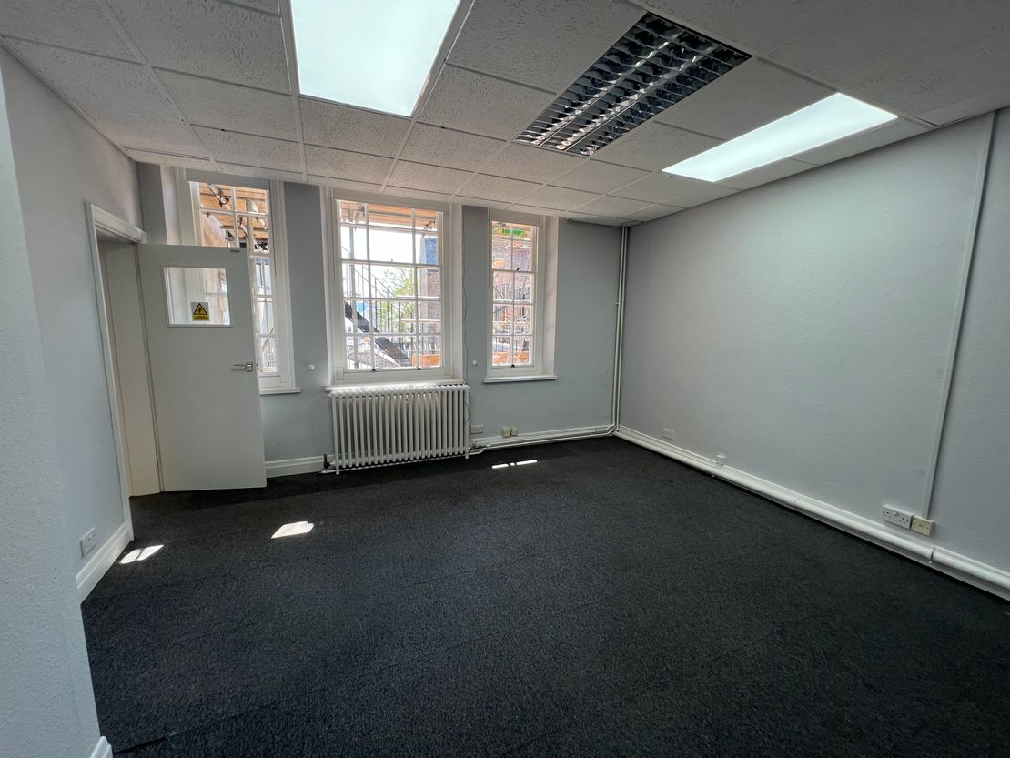 First Floor, 49-50 North Street, Brighton, East Sussex, BN1 1RH