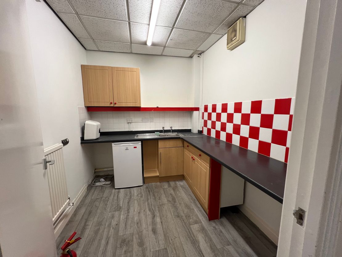 First Floor, 49-50 North Street, Brighton, East Sussex, BN1 1RH