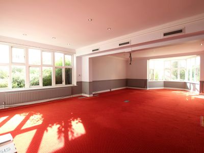 Property Image for Bentley Hall, Blacknest Road, Alton, GU34 4PU