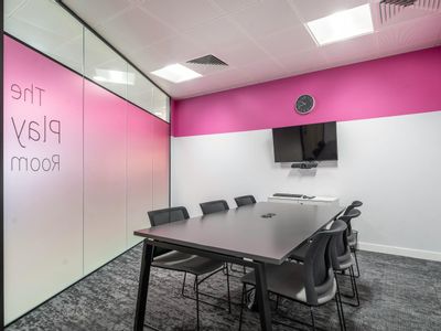 Property Image for Spectrum Point, 279 Farnborough Road, Farnborough, GU14 7LS