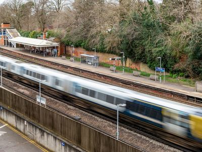 Property Image for Spectrum Point, 279 Farnborough Road, Farnborough, GU14 7LS