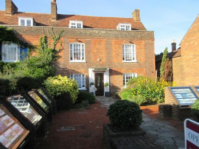 Property Image for Portmore House, 54 Church Street, Weybridge, KT13 8DP