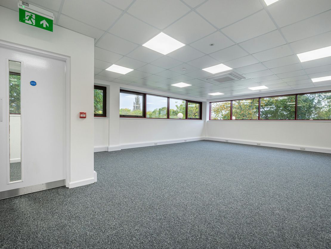 Monkton Park Industrial Estate, Farnham Trading Estate, Farnham, GU9 9PA