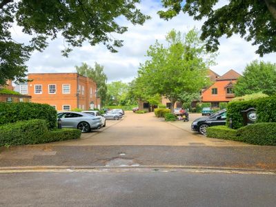 Property Image for Hones Yard, 1 Waverley Lane, Farnham, GU9 8BB