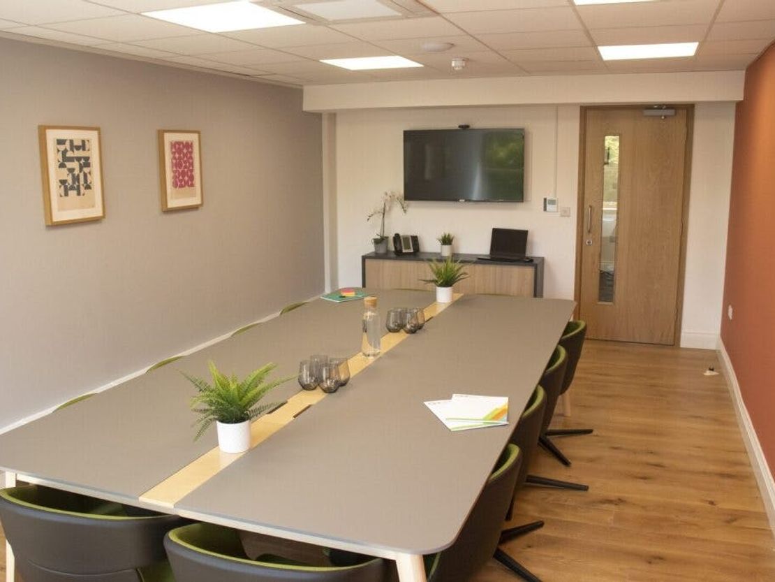 Cheyenne House, West Street, Farnham, GU9 7EQ