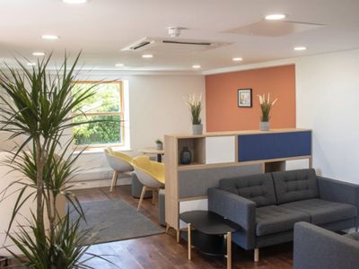 Property Image for Cheyenne House, West Street, Farnham, GU9 7EQ