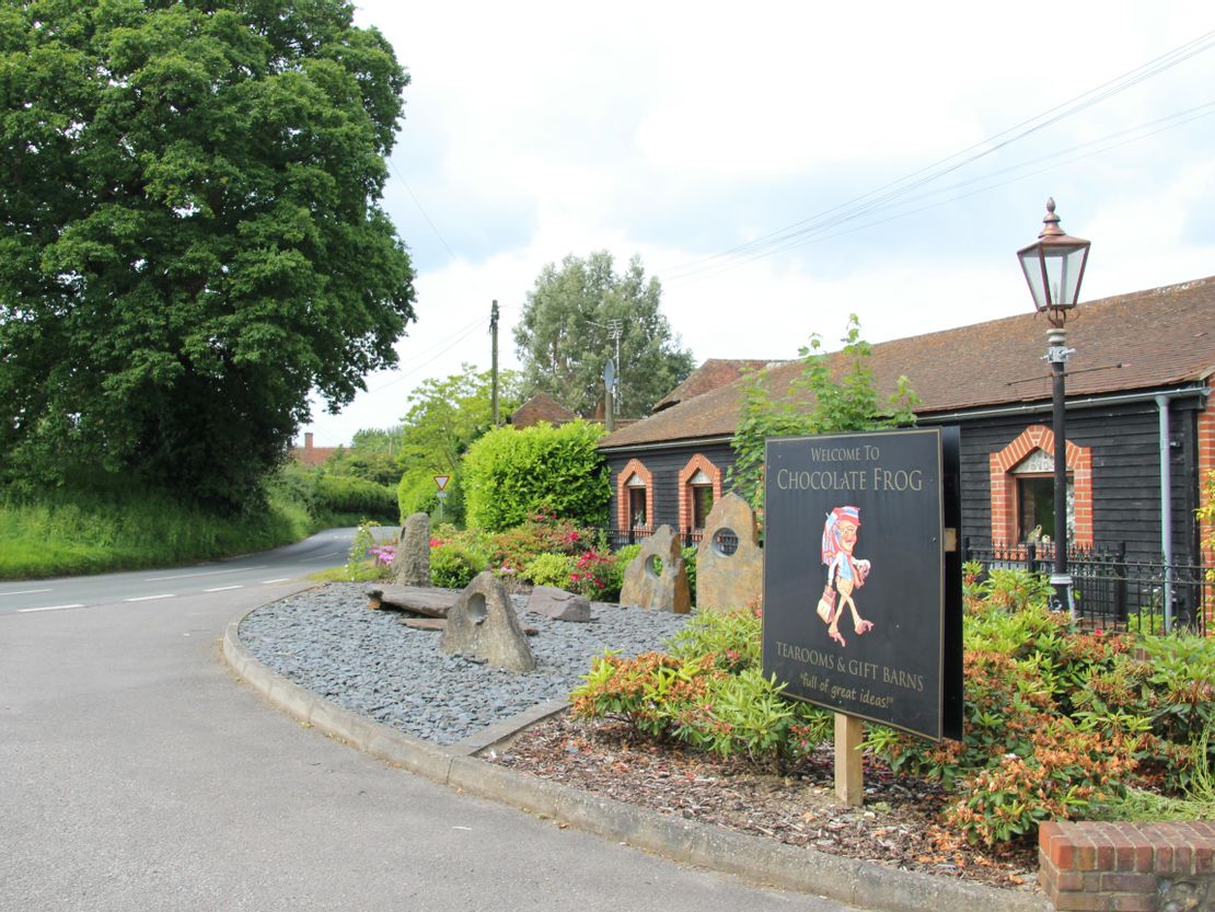 Unit 9 Oakhanger Business Park, Oakhanger Road, Bordon, GU35 9JA