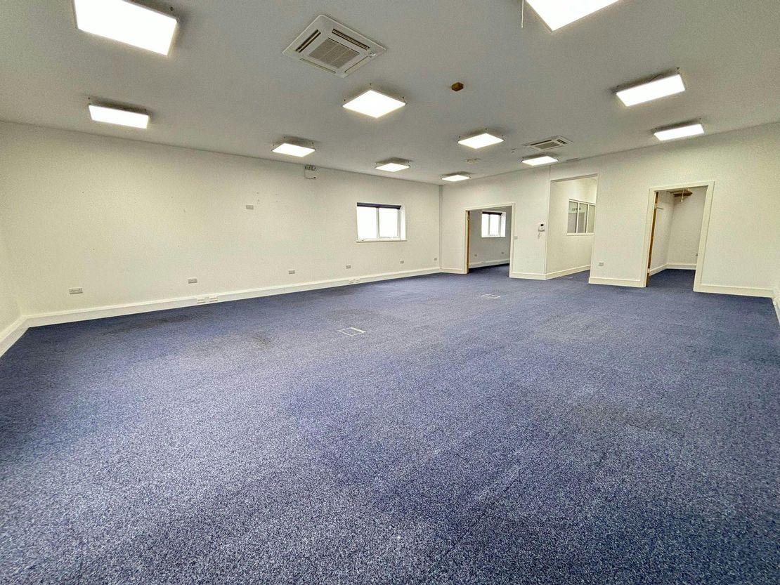 Unit 9 Oakhanger Business Park, Oakhanger Road, Bordon, GU35 9JA