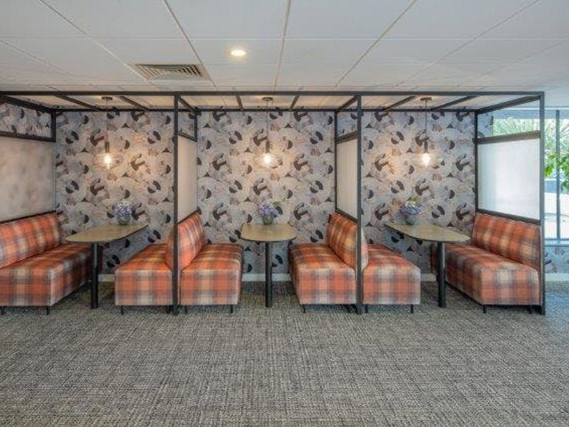 Arena Business Centre, Abbey House, 282 Farnborough Road, Farnborough, GU14 7LZ