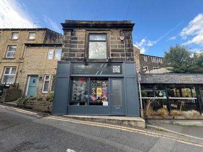 Property Image for 19 Huddersfield Road, Holmfirth