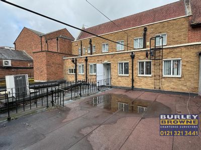 Property Image for 2 / 2a Market Place, Rugby, Warwickshire, CV21 3DY