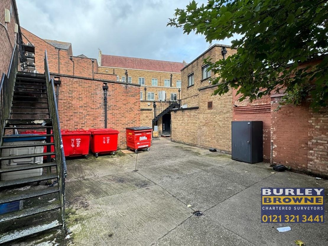 2 / 2a Market Place, Rugby, Warwickshire, CV21 3DY