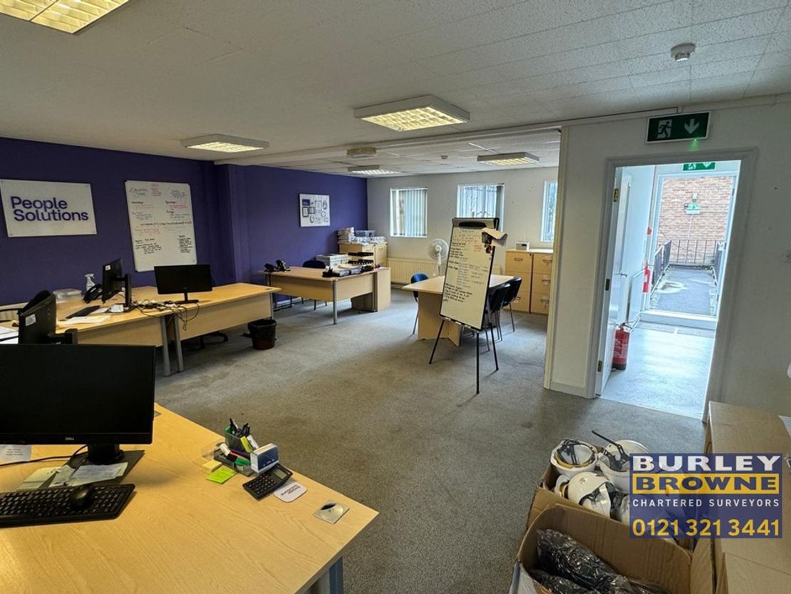 2 / 2a Market Place, Rugby, Warwickshire, CV21 3DY