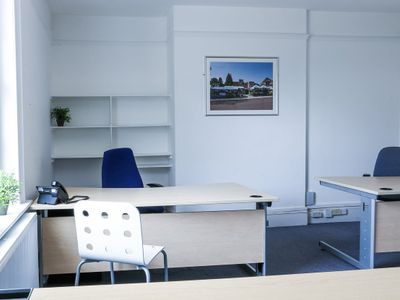 Property Image for Antrobus House Business Centre, 18 College Street, Petersfield, GU31 4AD