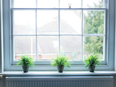 Property Image for Antrobus House Business Centre, 18 College Street, Petersfield, GU31 4AD