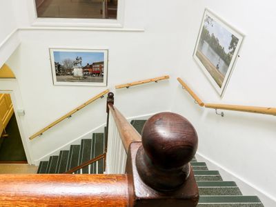 Property Image for Antrobus House Business Centre, 18 College Street, Petersfield, GU31 4AD