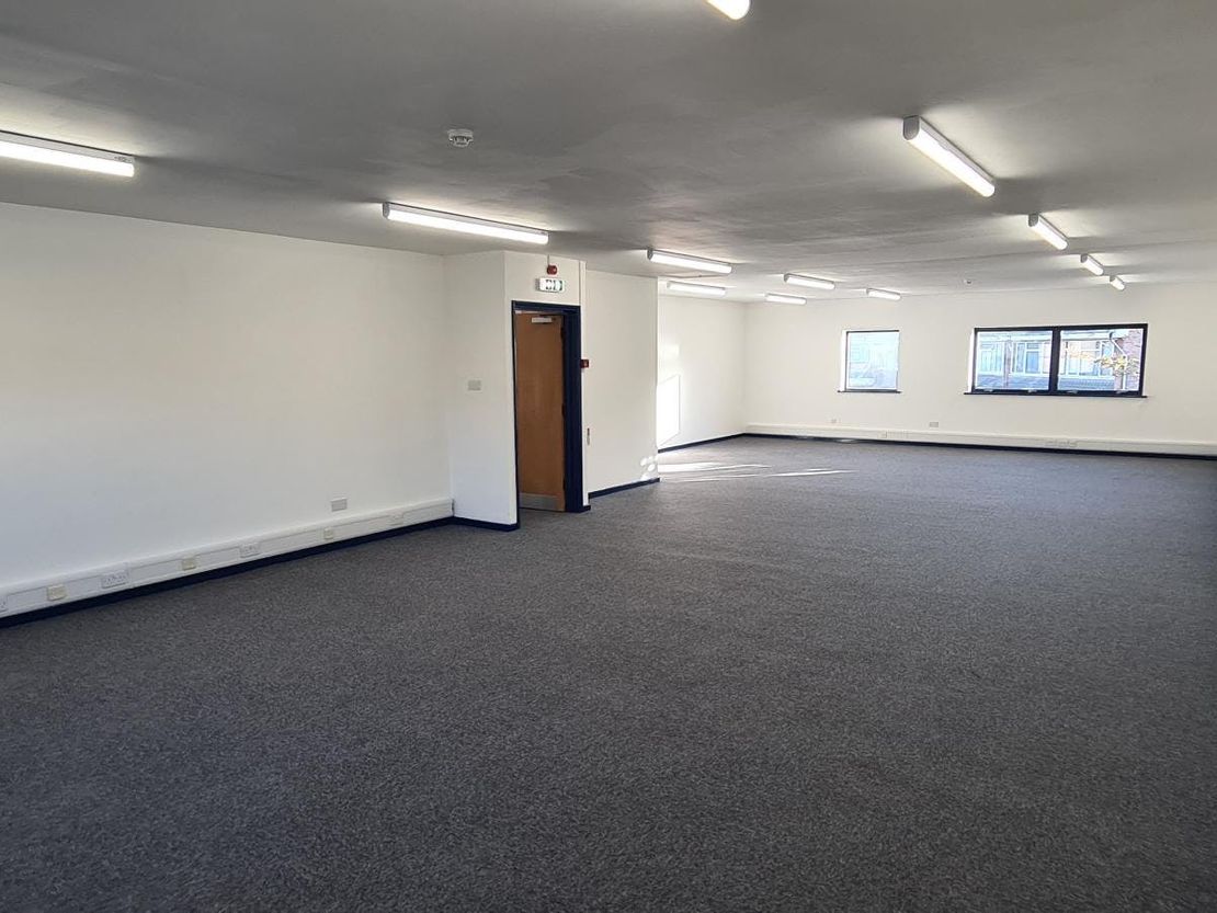 Unit 24 Boundary Business Centre, Boundary Way, Woking, GU21 5DH