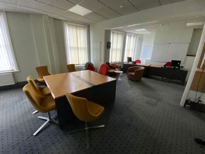 Property Image for 77-81 Shirley High Street, Southampton, Hampshire, SO15 3TX
